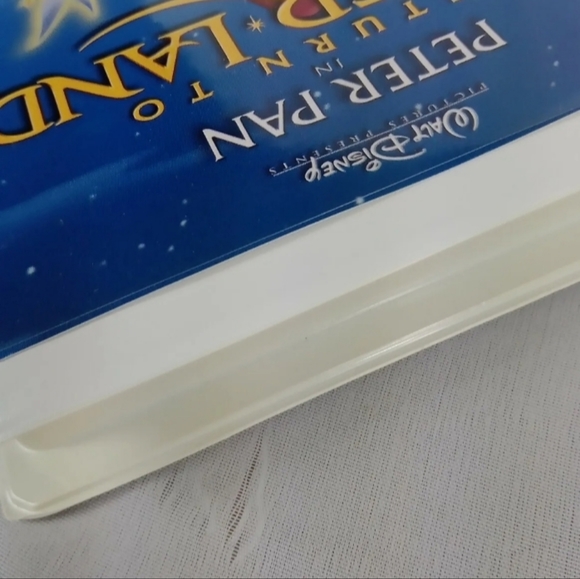 Disney Peter Pan Return to Neverland VHS - Picture 5 of 7